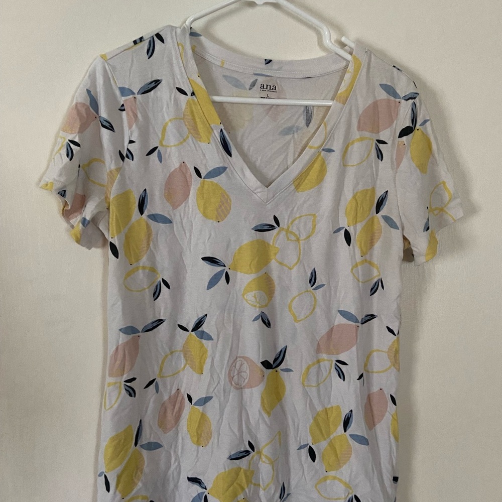 a.n.a Lemon Print V-Neck Women's Top - White